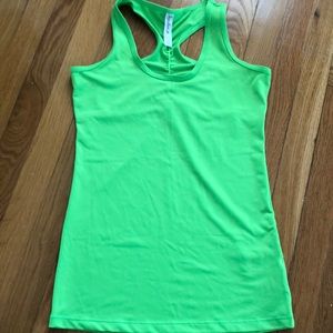 Workout tank top